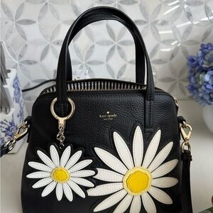 Kate Spade Black Daisy small Maise Handbag with daisy Kate Spade charm